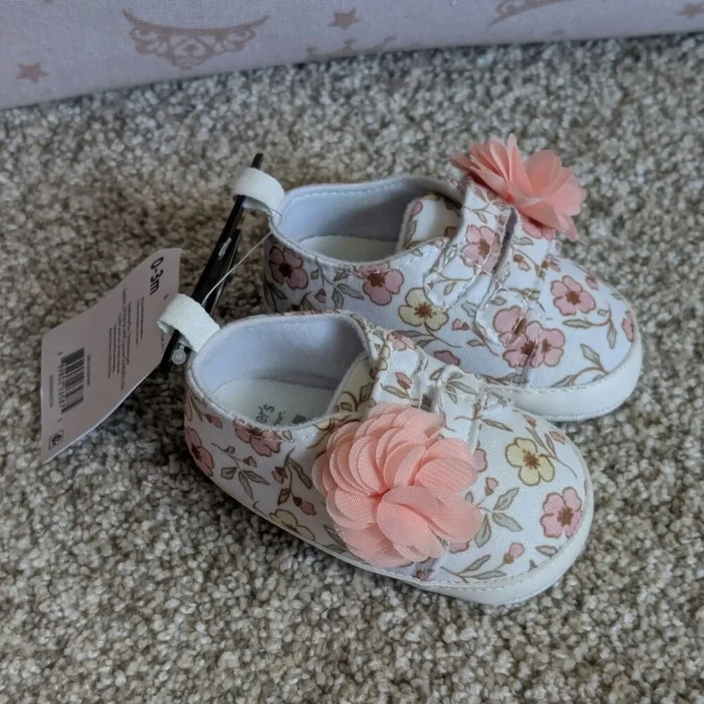 Carter's Child of Mine Baby Girl Plume Sneaker Size 0-3 Months NEW NWT